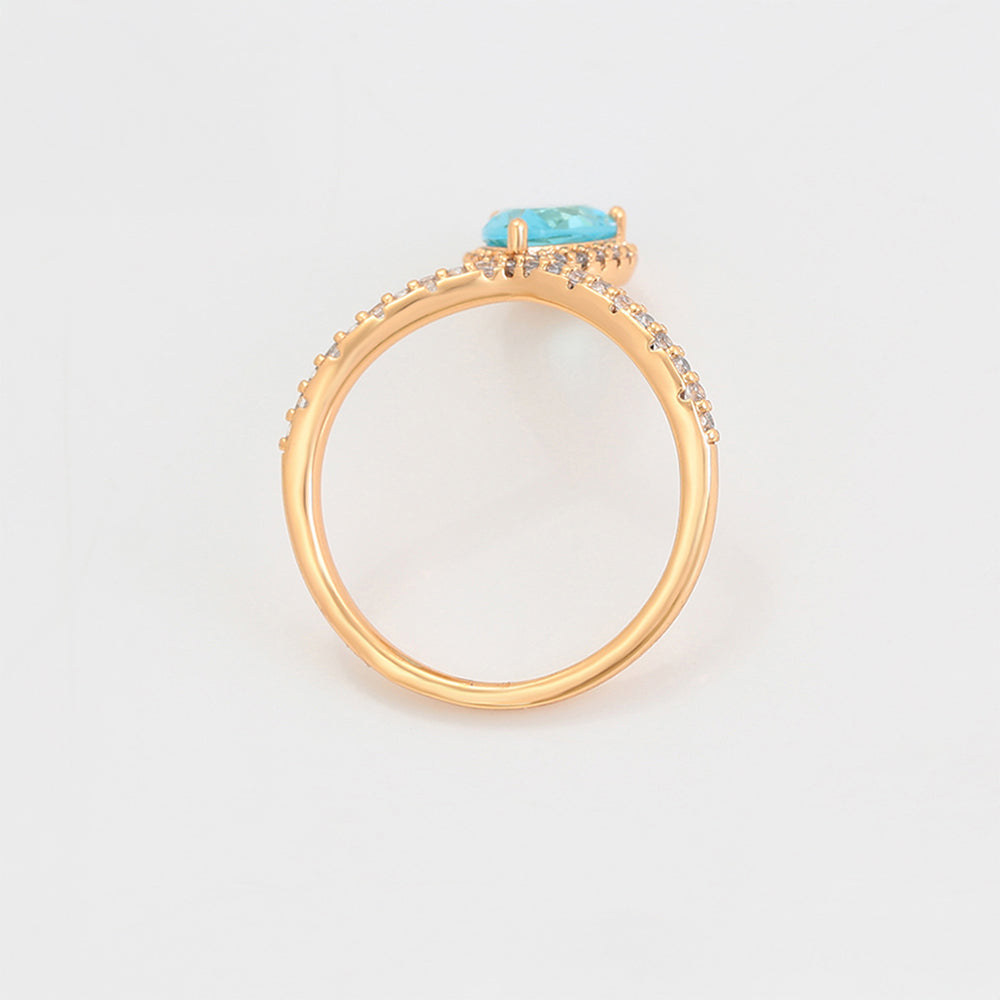 Anillo de Aleación Bañado en Oro con Cristal Emporia® Azul y Cristal Emporia® Blanco 4 