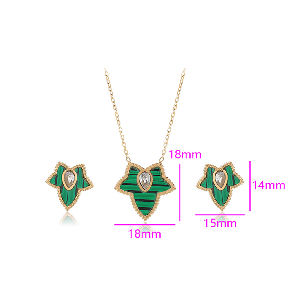 Conjunto de Aleación Bañado en Oro con Cristal Emporia® Verde y Cristal Emporia® Blanco ( Collar +Pendientes )