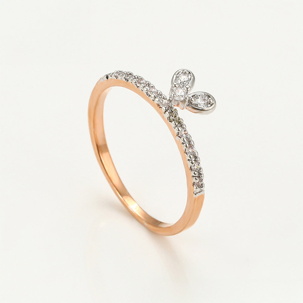 Anillo de Aleación Bañado en Oro con Cristal Emporia® Blanco 1 