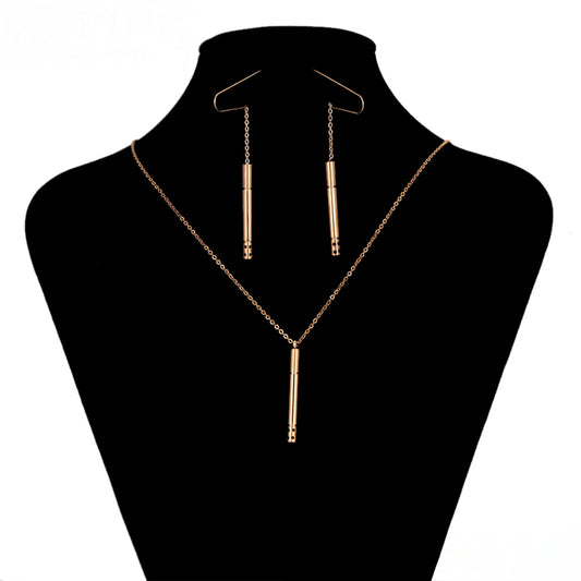 Conjunto de Aleación Bañado en Oro con Cristal Emporia® Rojo ( Collar +Pendientes +Colgante )