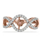 Anillo de Plata Bañada en Oro Rosa con Diamante Rosa Danzantes y Topacio Blanco