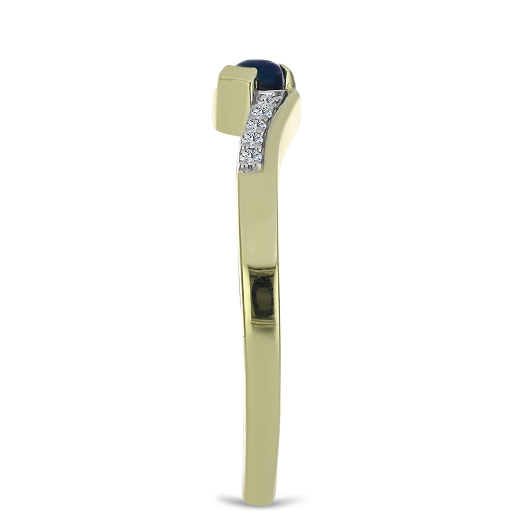 Anillo de Plata Bañada en Oro con Ópalo negro medianoche Lega Dembi de Ëtiopía y Topacio Blanco