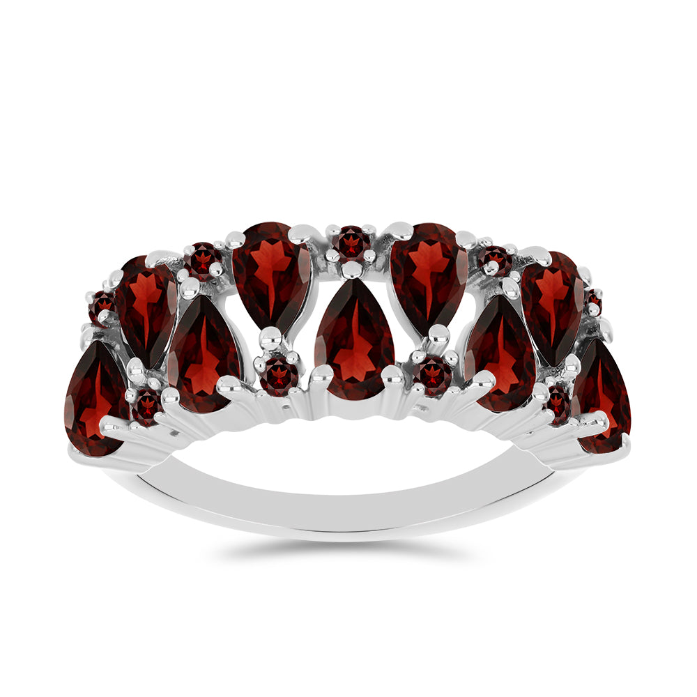 Anillo de Plata con Granate Barton