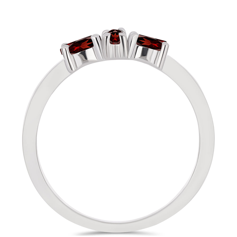 Anillo de Plata con Granate Barton