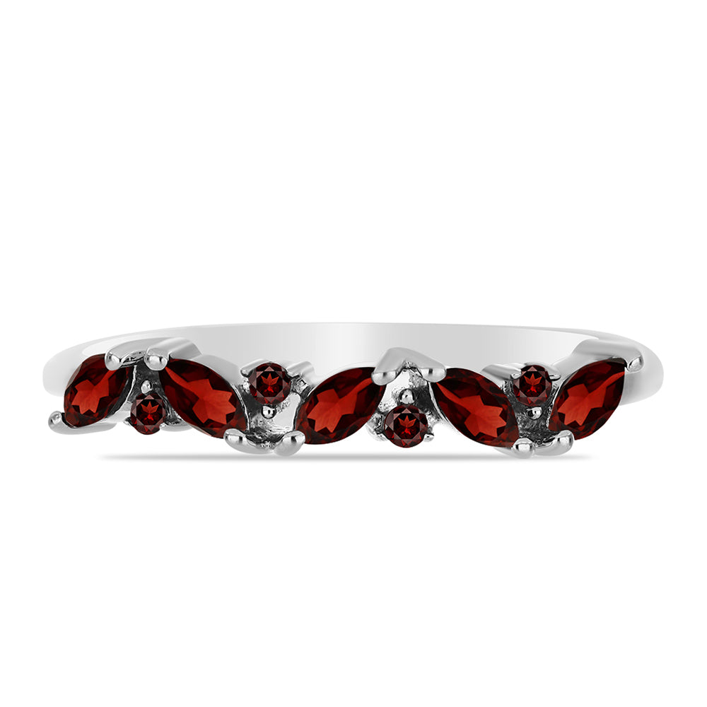 Anillo de Plata con Granate Barton