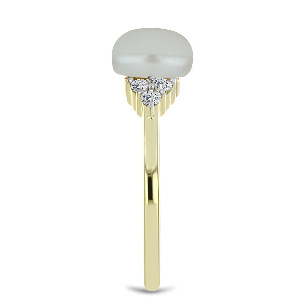 Anillo de Plata Bañada en Oro con Perla blanca de agua dulce y Topacio Blanco