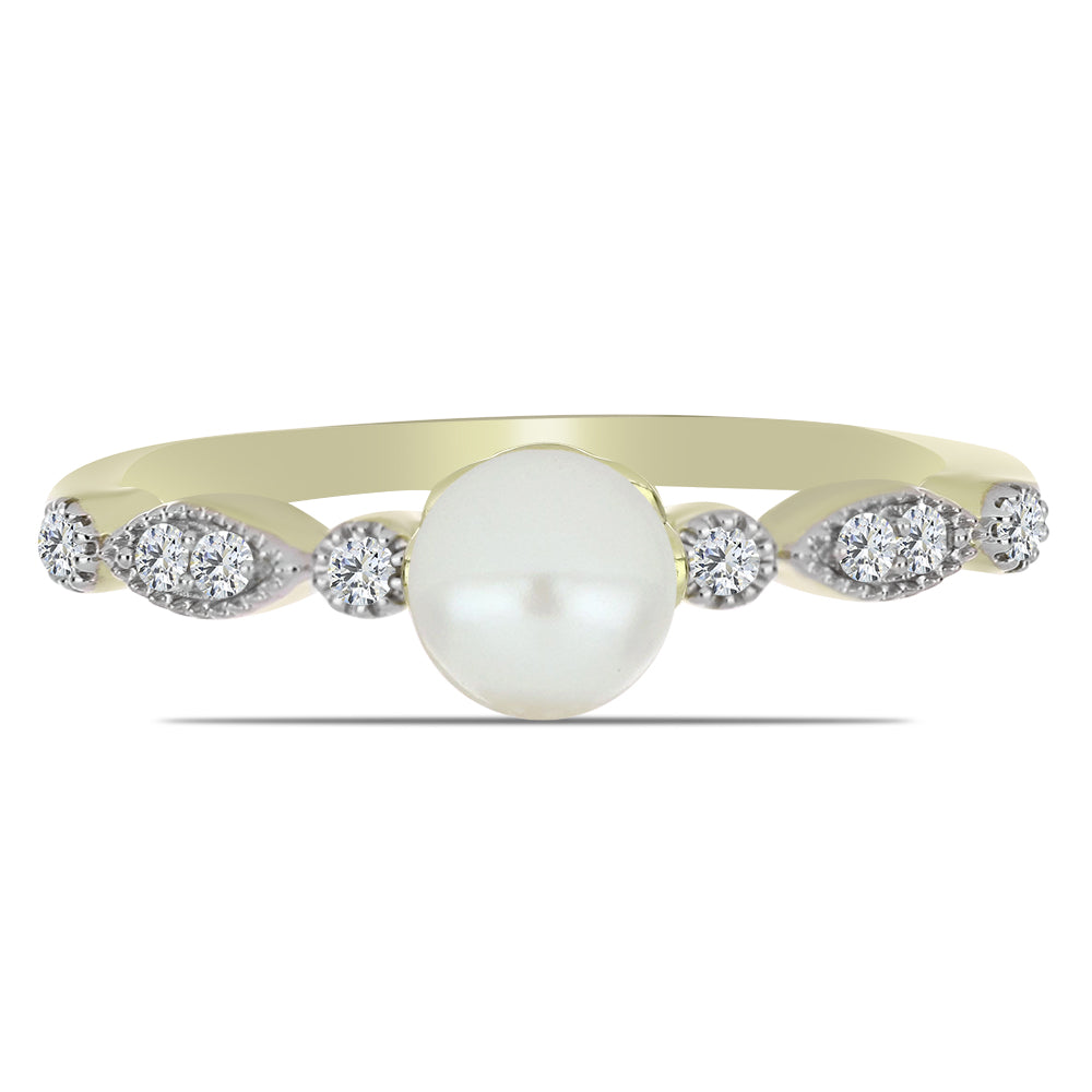 Anillo de Plata Bañada en Oro con Perla blanca de agua dulce y Topacio Blanco