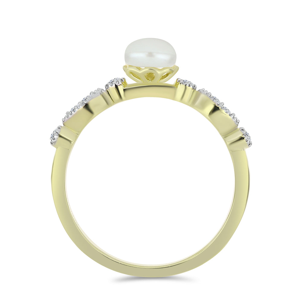 Anillo de Plata Bañada en Oro con Perla blanca de agua dulce y Topacio Blanco 2 