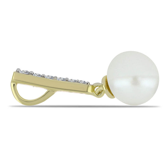 Colgante de Plata Bañada en Oro con Perla blanca de agua dulce y Topacio Blanco