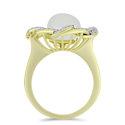 Anillo de Plata Bañada en Oro con Perla blanca de agua dulce y Topacio Blanco