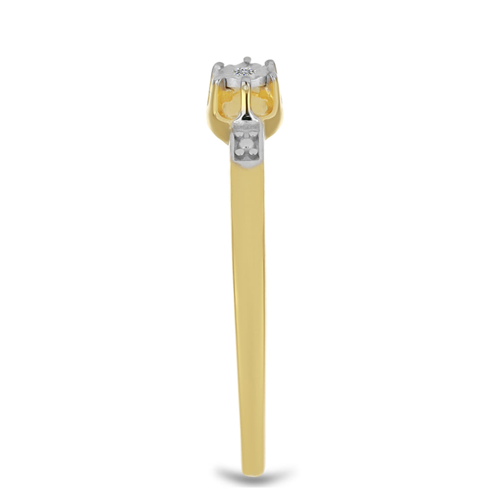 Anillo de Plata Bañada en Oro con Diamante blanco 4 