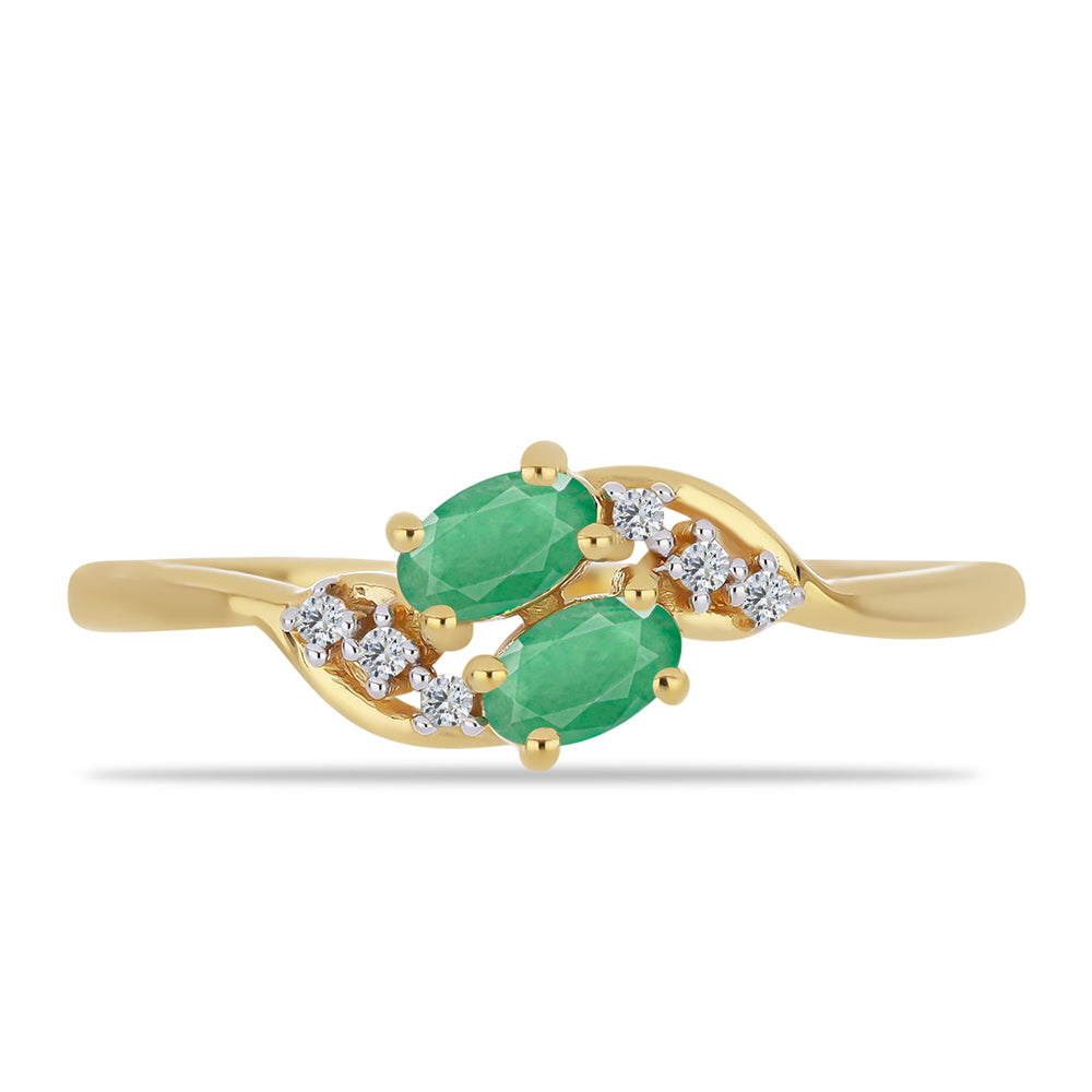 Anillo de Plata Bañada en Oro con Esmeralda de Brasil y Zircón Blanco