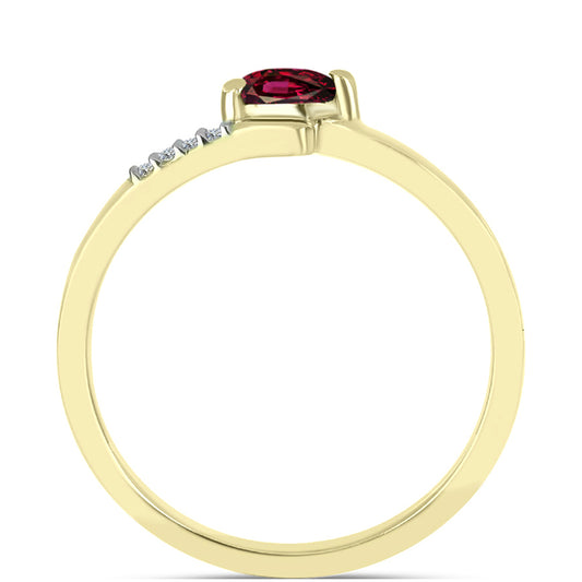 Anillo de Plata Bañada en Oro con Granate Rodolita y Topacio Blanco