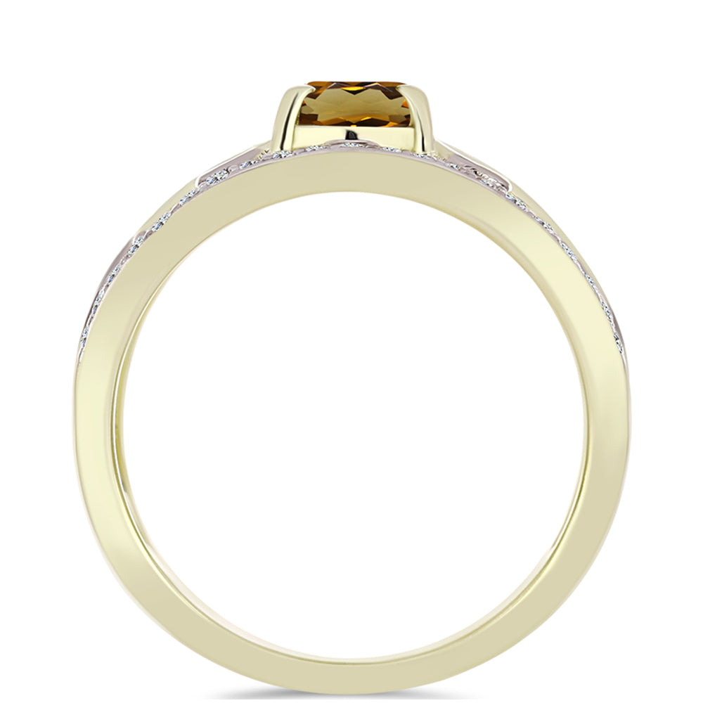 Anillo de Plata Bañada en Oro con Cuarzo Coñac y Topacio Blanco