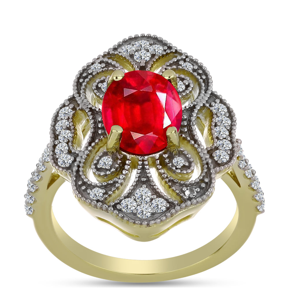 Anillo de Plata Bañada en Oro con Ágata Roja y Topacio Blanco