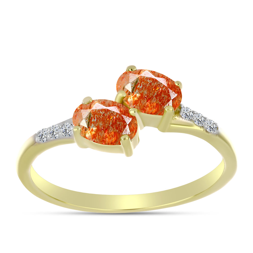 Anillo de Plata Bañada en Oro con Piedra Solar de Oregon y Topacio Blanco