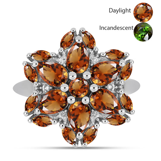 Anillo de Plata con Zultanita de Anatolia certificado y cultivado en laboratorio y Topacio Blanco