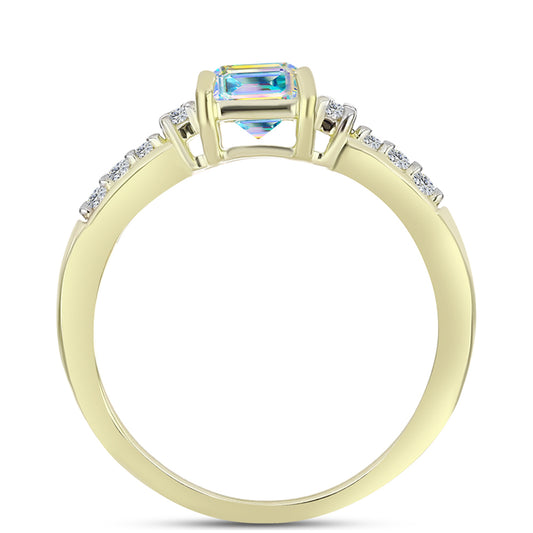 Anillo de Plata Bañada en Oro con Moisanita hielo y Topacio Blanco