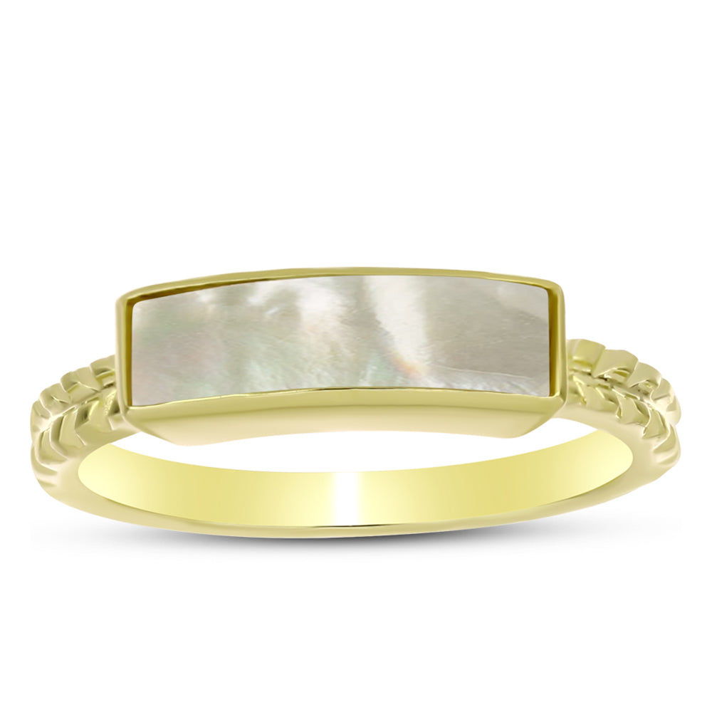 Anillo de Plata Bañada en Oro con Madreperla