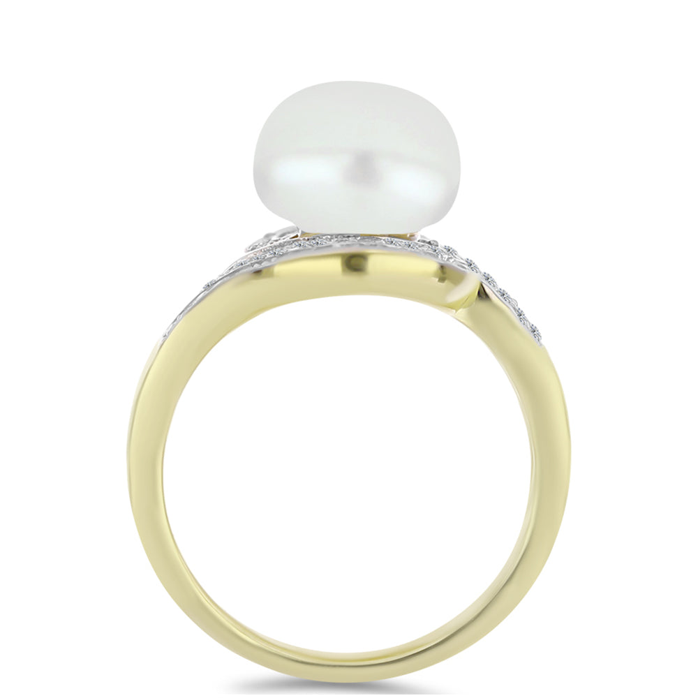Anillo de Plata Bañada en Oro con Perla de Agua Dulce y Topacio Blanco