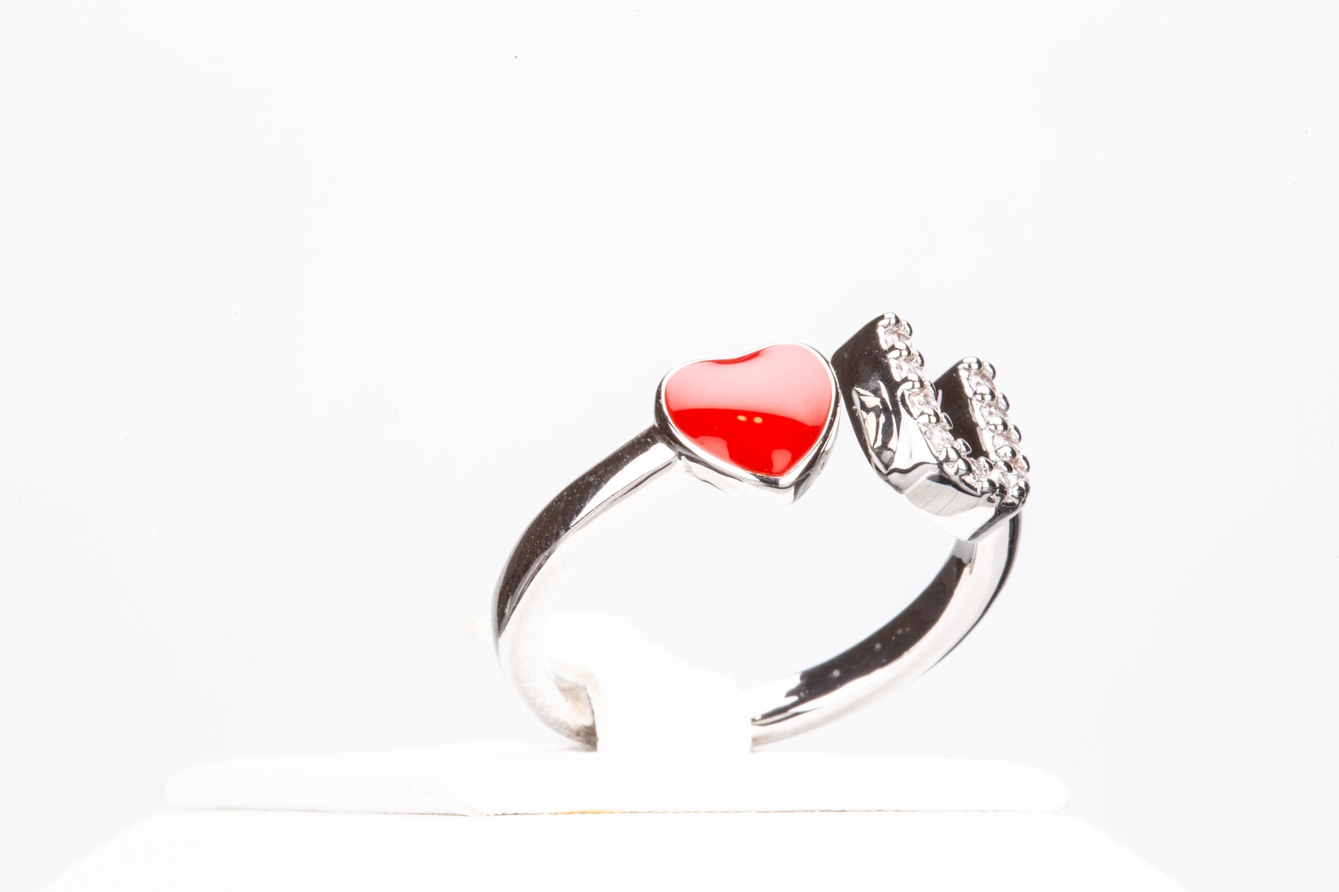 Anillo de Aleación Bañado en Oro con Cristal Emporia® Rojo 2 