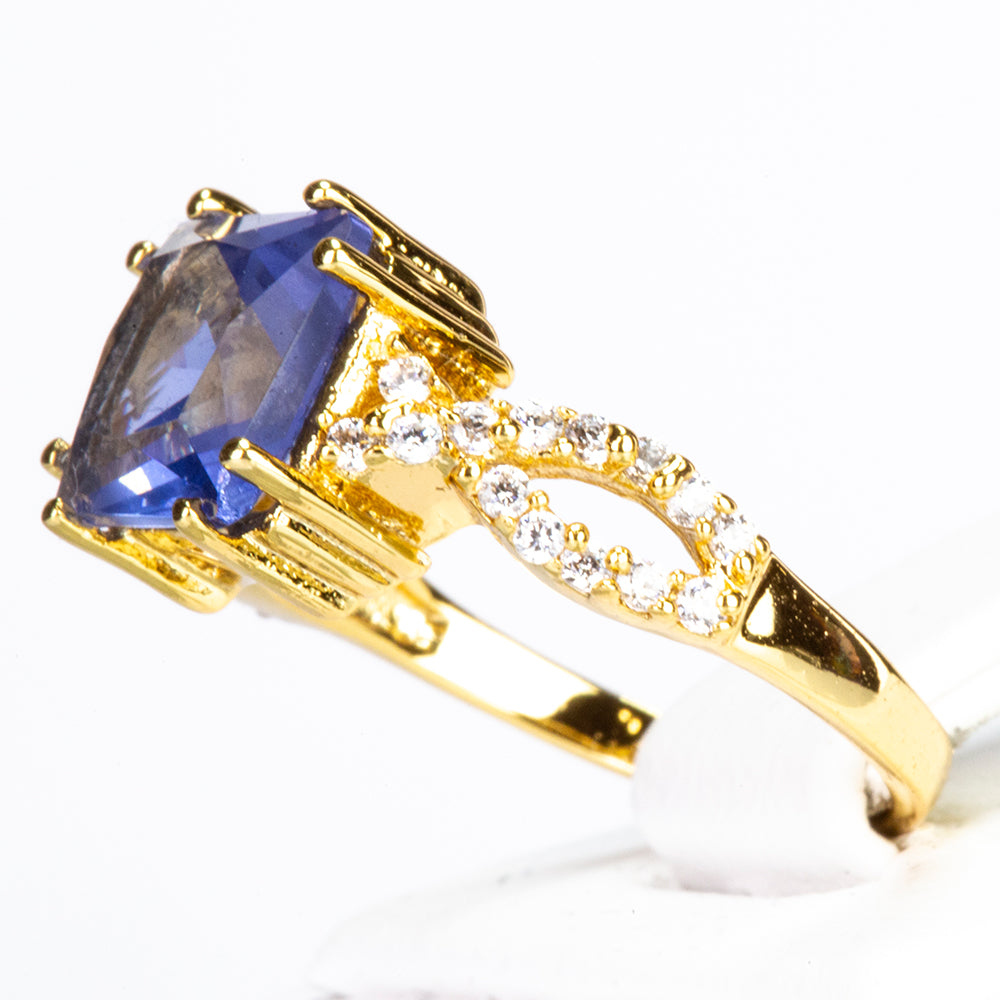 Anillo de Aleación Bañado en Oro con Cristal Emporia® Azul