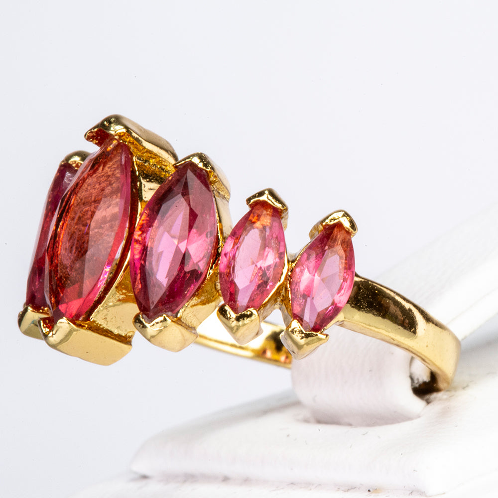 Anillo de Aleación Bañado en Oro con Cristal Emporia® Rosa 2 