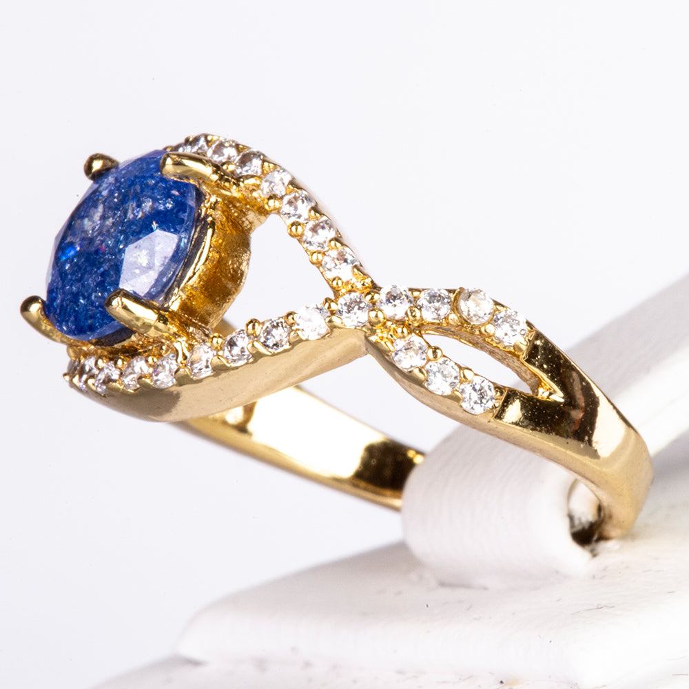 Anillo de Aleación Bañado en Oro con Cristal Emporia® Azul y Cristal Emporia® Blanco