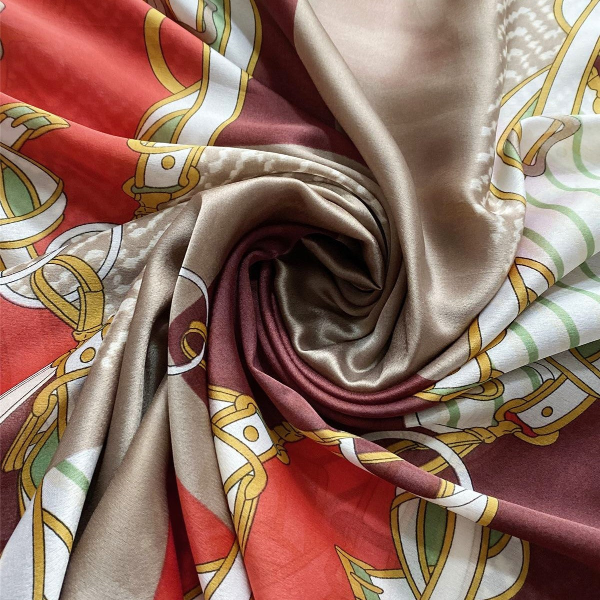Pañuelo de seda, 90 cm x 180 cm, estampado de hebilla