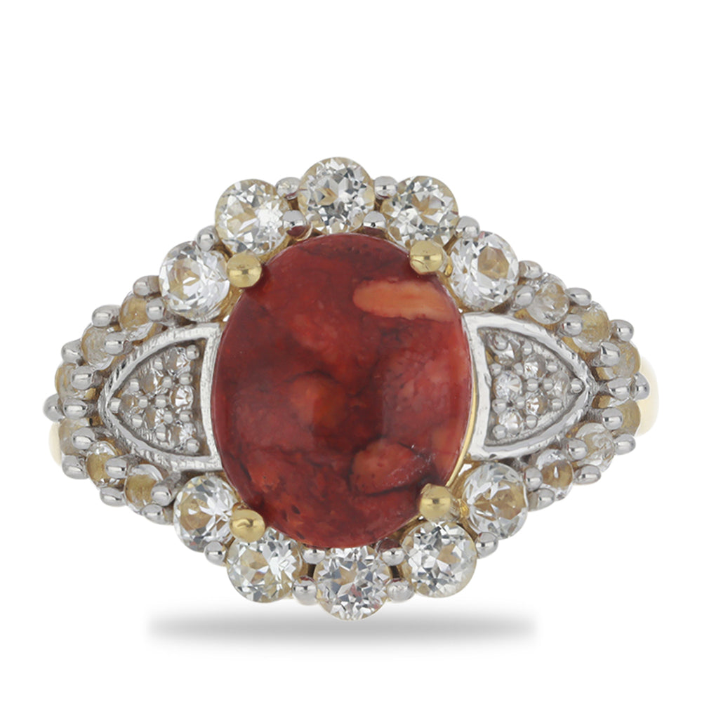 Anillo de Plata Bañada en Oro con Coral de Esponja Roja y Topacio Blanco