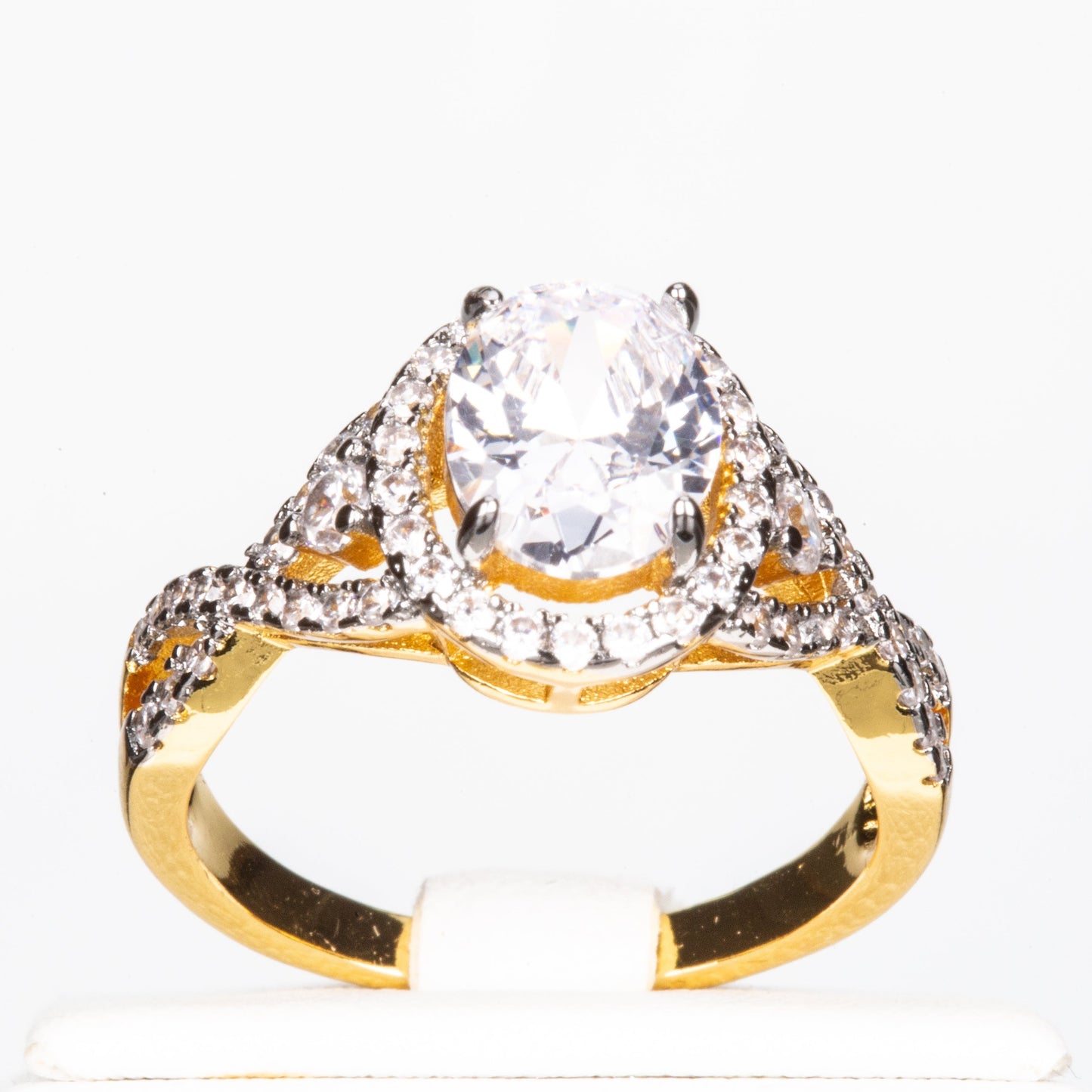 Anillo de Aleación Bañado en Oro con Cristal Emporia® Blanco